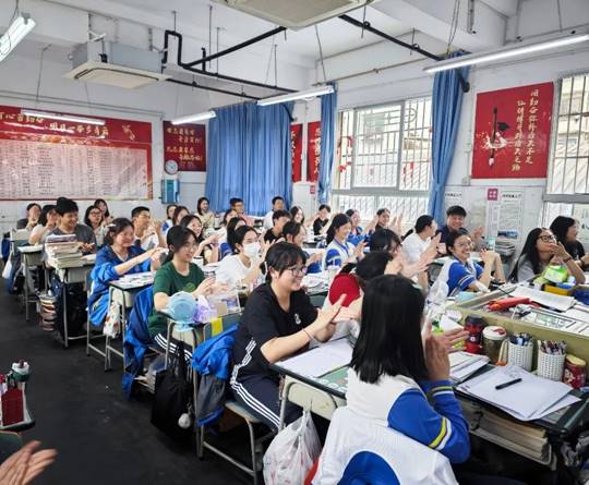 56983888c82d97d7849102654b8f3546