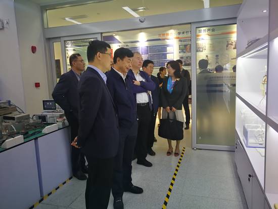 632f32019d0d948659d99174cdc5ea0