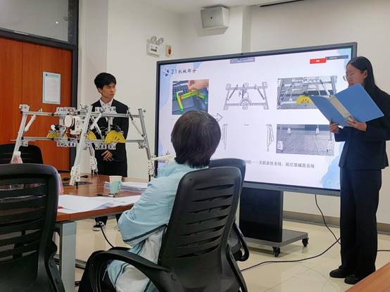 CE981BDF57F26A81DC7453713EA74626